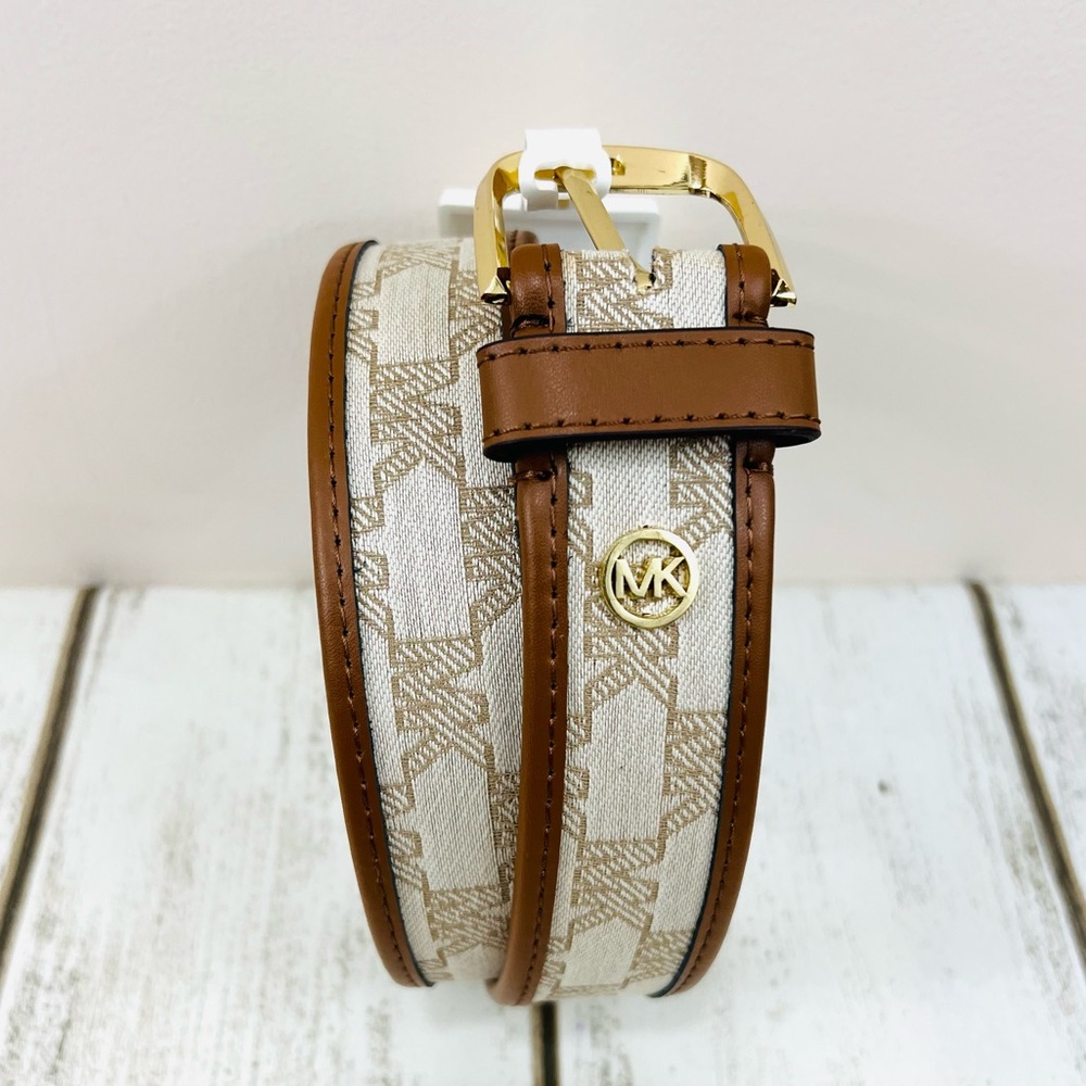 Michael Kors Women’s Signature Canvas Belt Small - Picture 3 of 11